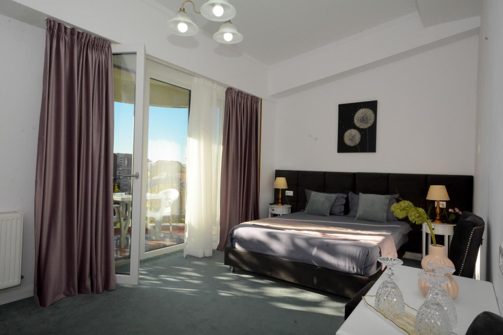 Hotel Andre'S Craiova Extérieur photo
